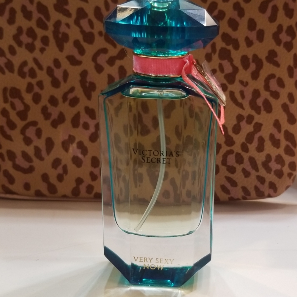 Victoria Secret Very Sexy Now